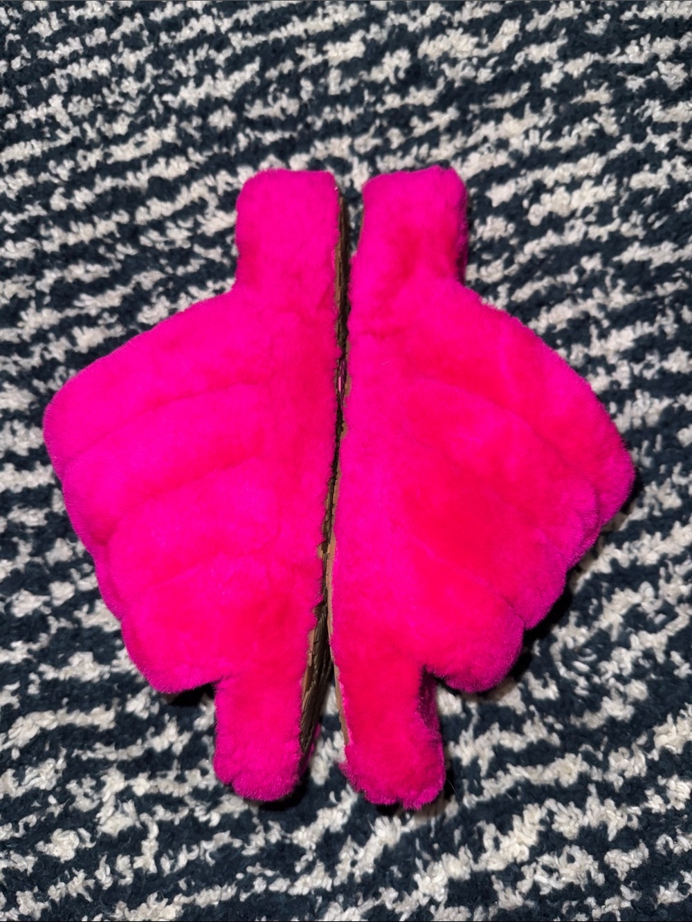 UGG Hot Pink Fluff Slippers - Size 11 - Picture 6 of 8